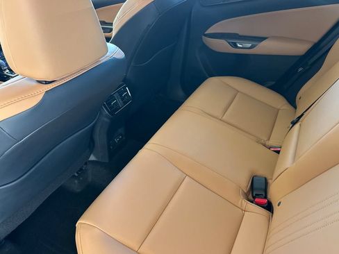 Used 2025 Lexus NX 250 FWD w/ Accessory Package (Z2) image 13