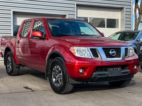 Used 2018 Nissan Frontier PRO-4X image 1