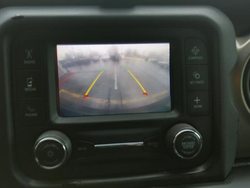 Used 2020 Jeep Wrangler Unlimited Sport AWD/4WD image 9