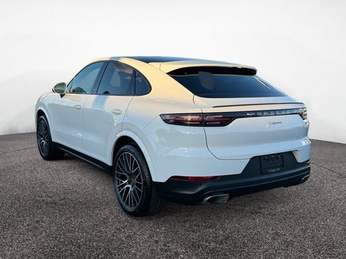 Used 2021 Porsche Cayenne Coupe AWD/4WD image 3