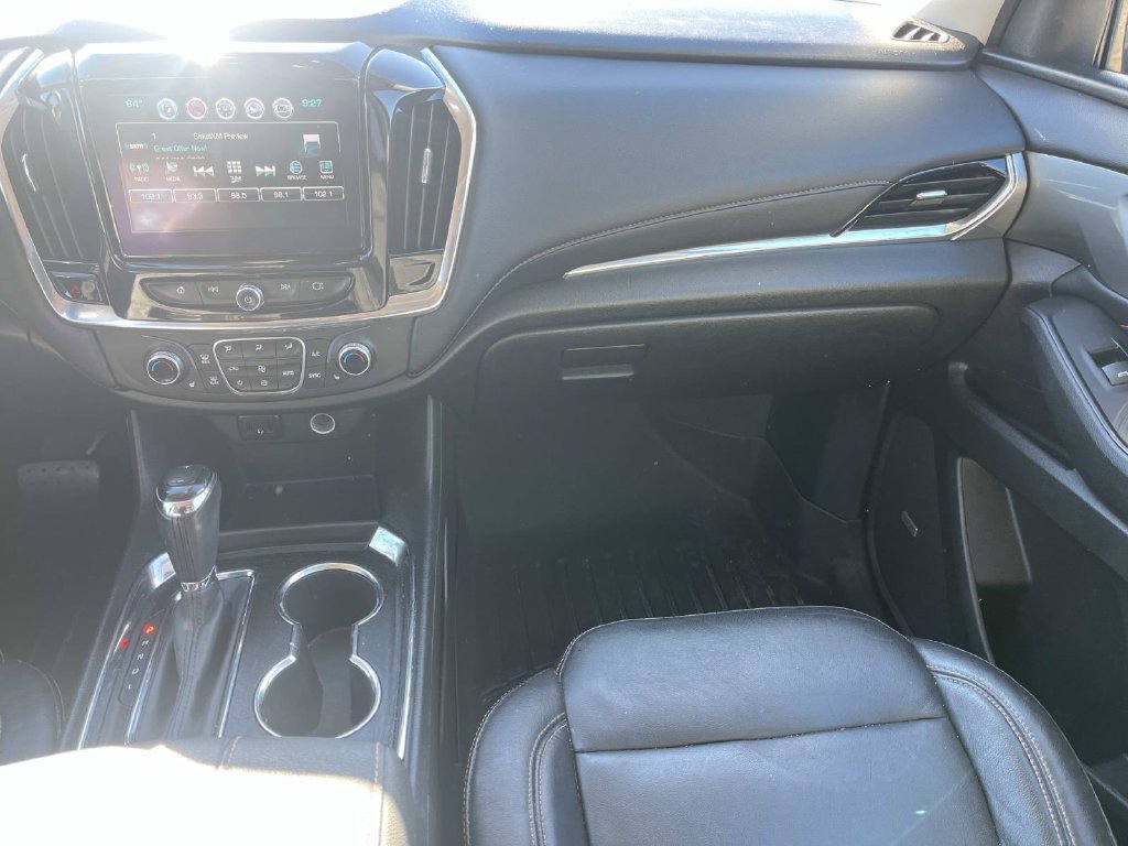 Used 2018 Chevrolet Traverse LT w/ LPO, 'HIT The Road' Package FWD image 14
