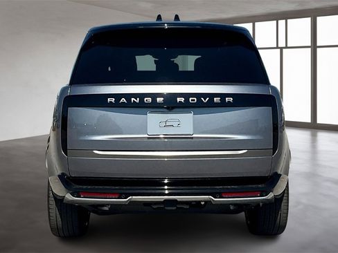 New 2025 Land Rover Range Rover SE image 4
