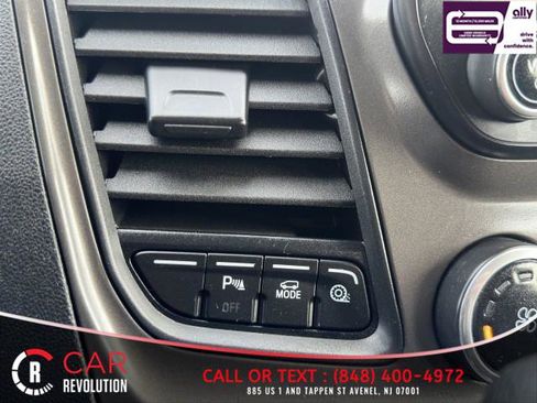 Used 2020 Ford Transit 350 XLT image 22