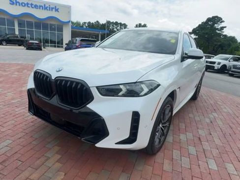 Used 2026 BMW X6 xDrive40i AWD/4WD image 6