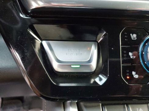 Used 2025 GMC Sierra 2500 Denali w/ Denali Reserve Package image 25