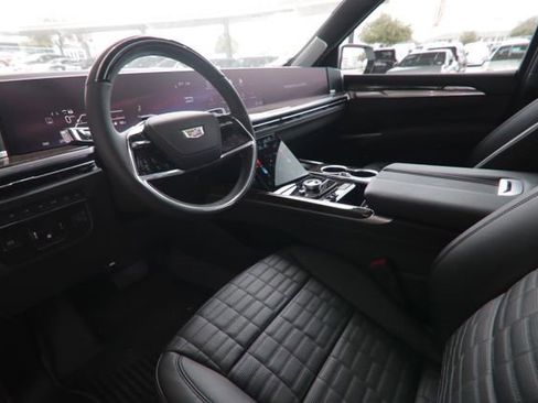 Certified 2026 Cadillac Escalade Platinum Sport w/ LPO, ONYX Package image 9