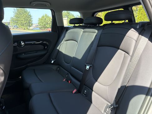Used 2024 MINI Cooper Clubman S FWD image 9
