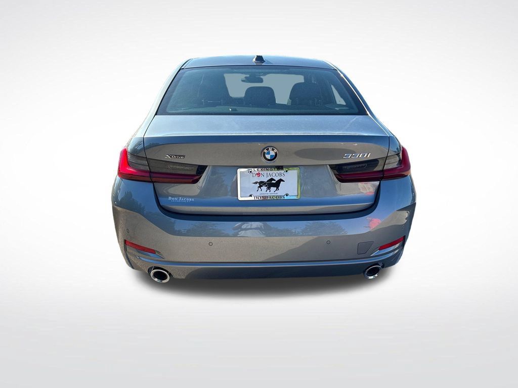 New 2026 BMW 330i xDrive Sedan w/ Premium Package AWD/4WD image 4
