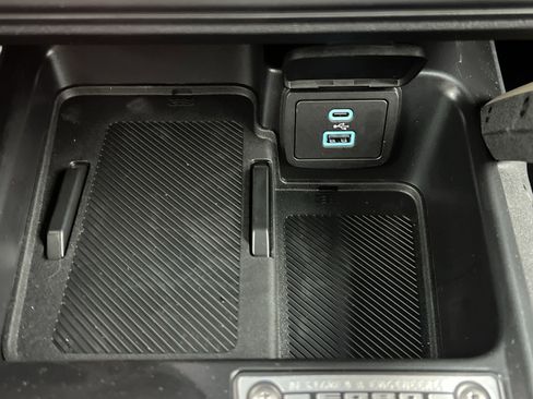 New 2025 Ford Bronco Badlands w/ Sasquatch Package image 7