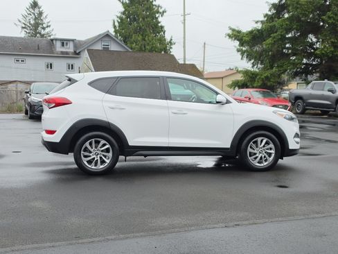 Used 2018 Hyundai Tucson SE AWD/4WD image 7