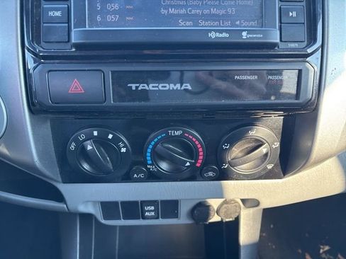 Used 2015 Toyota Tacoma 4x4 Double Cab image 28