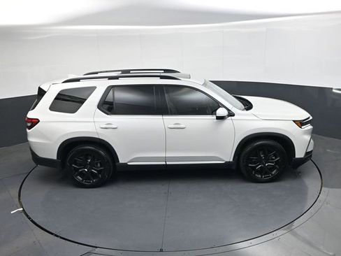 Used 2025 Honda Pilot Touring image 26