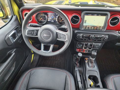 Used 2023 Jeep Gladiator Rubicon w/ LED Lighting Group image 20