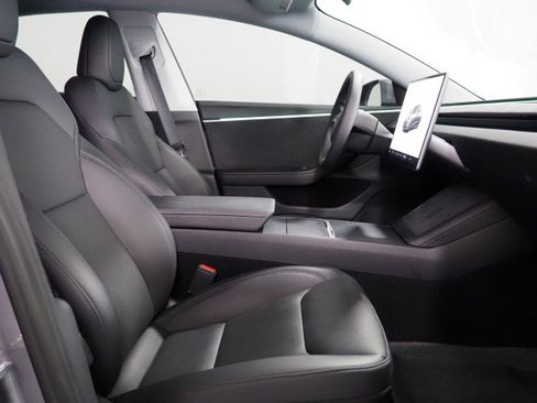 Used 2025 Tesla Model 3 Long Range image 16