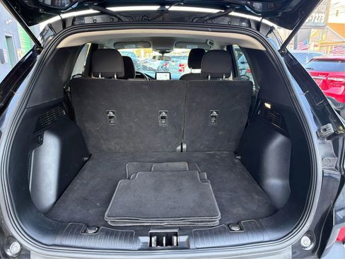 Used 2020 Ford Escape SE image 12