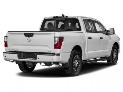 Certified 2024 Nissan Titan SV w/ SV Convenience Package image 5