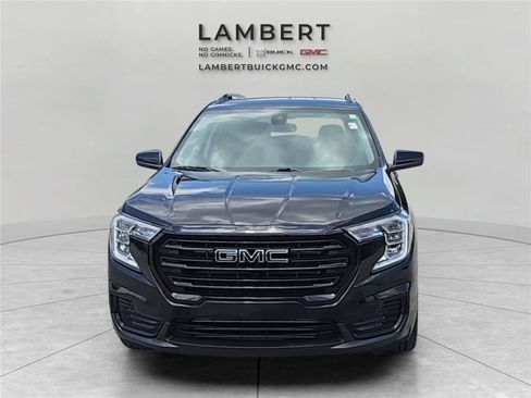 Used 2023 GMC Terrain SLE w/ Driver Convenience Package FWD image 8