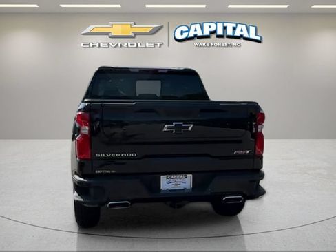 Used 2025 Chevrolet Silverado 1500 RST w/ Convenience Package II AWD/4WD image 5