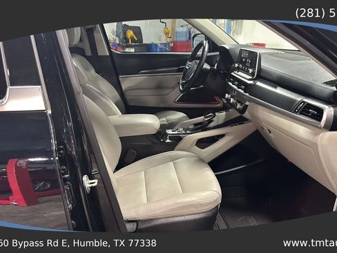 Used 2021 Kia Telluride S AWD/4WD image 17