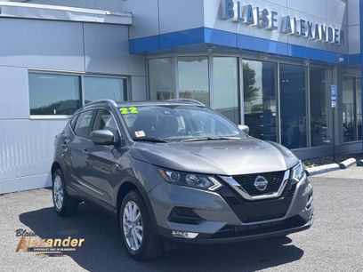Used 2022 Nissan Rogue Sport SV w/ Technology Package