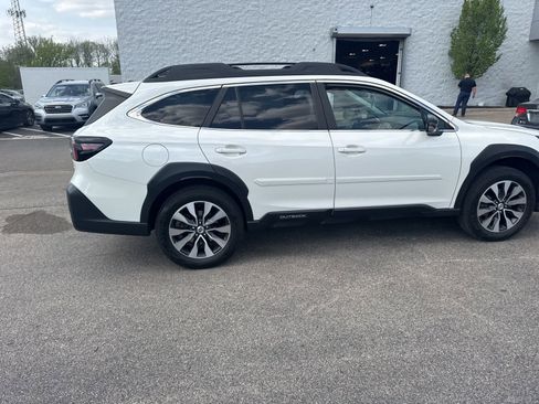 Certified 2023 Subaru Outback Limited AWD/4WD image 3
