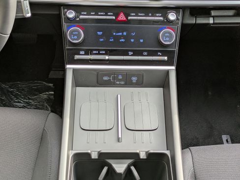 New 2026 Hyundai Santa Fe SE FWD image 17