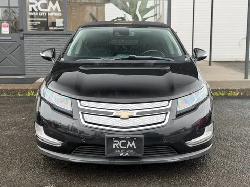 Used 2014 Chevrolet Volt Premium w/ Premium Trim Package FWD image 2