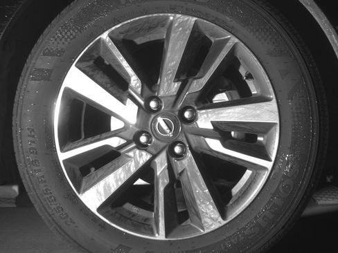Used 2025 Nissan Versa SV FWD image 13