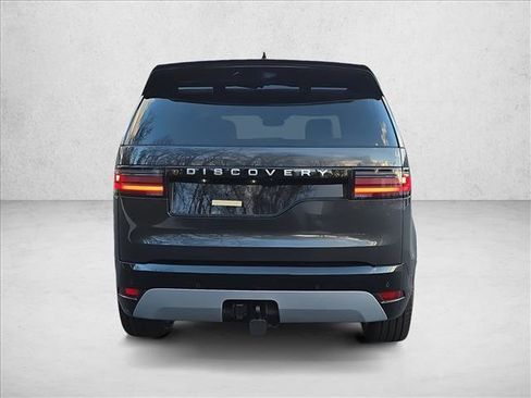 New 2026 Land Rover Discovery Limited Edition image 6