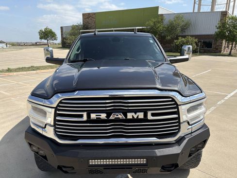Used 2022 RAM 2500 Laramie AWD/4WD image 9