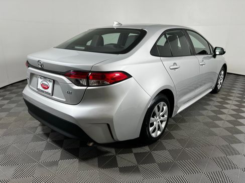 Certified 2024 Toyota Corolla LE FWD image 5
