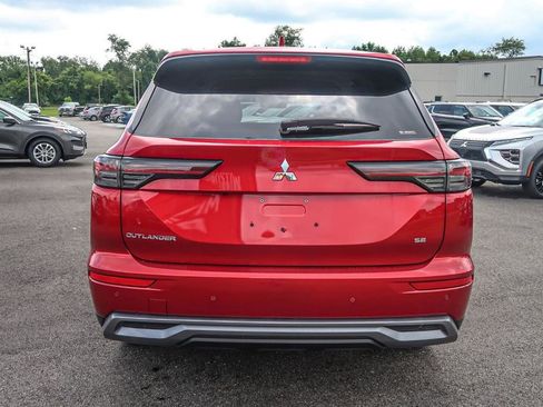 New 2025 Mitsubishi Outlander AWD image 11