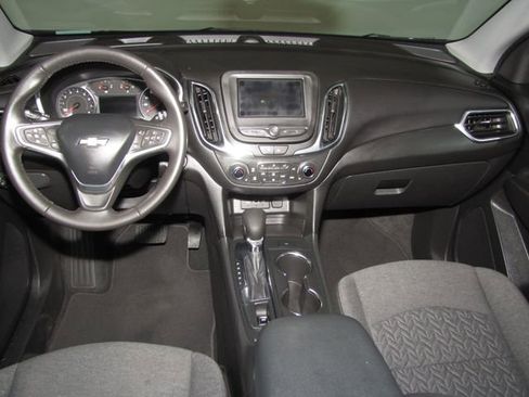 Used 2022 Chevrolet Equinox LT image 8