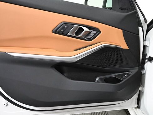Certified 2025 BMW 330i Sedan w/ Convenience Package image 21