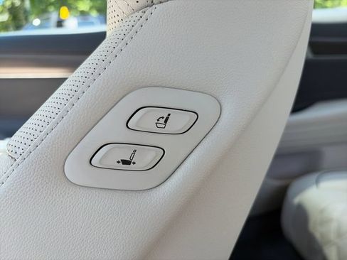 Used 2024 Genesis G80 2.5T w/ Sport Prestige Package AWD/4WD image 31