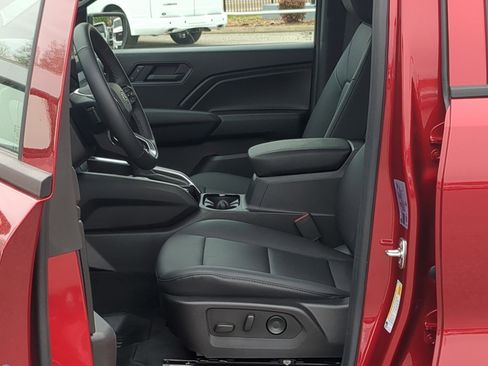 Used 2026 Chevrolet Colorado Trail Boss image 12