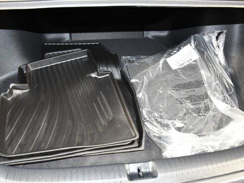Certified 2024 Honda Accord Touring image 50