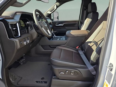 New 2026 GMC Sierra 3500 Denali image 21