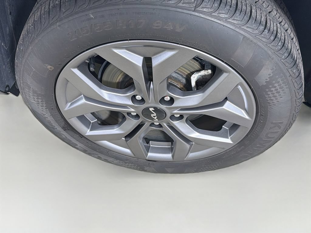 Used 2024 Kia Seltos S AWD/4WD image 30