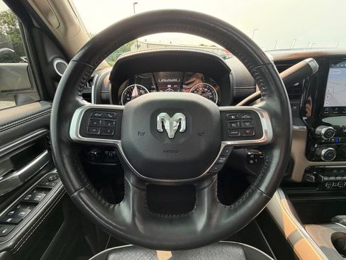 Used 2022 RAM 2500 Laramie AWD/4WD image 10