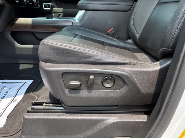 Used 2023 GMC Sierra 1500 SLT w/ SLT Convenience Package AWD/4WD image 8