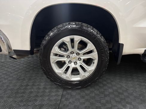 Used 2023 Chevrolet Silverado 1500 LTZ w/ LTZ Convenience Package II image 14