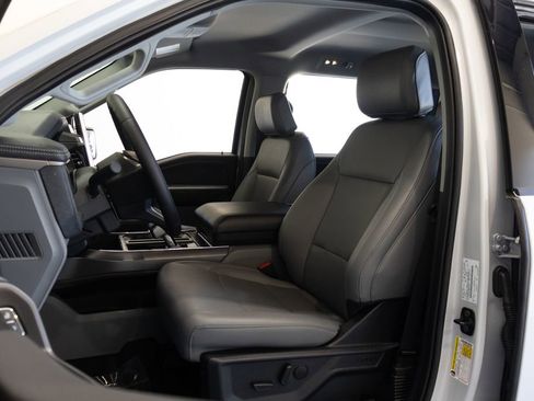 Used 2025 Ford F150 Lightning Flash AWD/4WD image 22