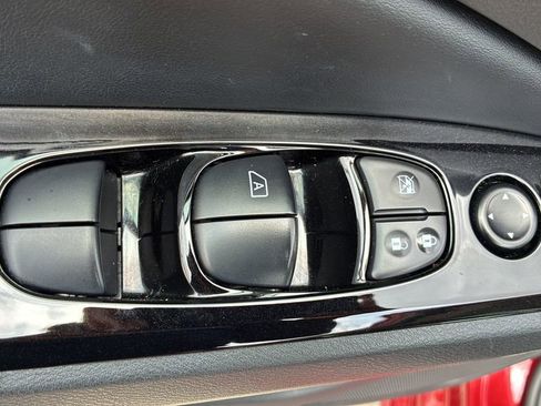 Used 2025 Nissan Altima 2.5 SL AWD/4WD image 21