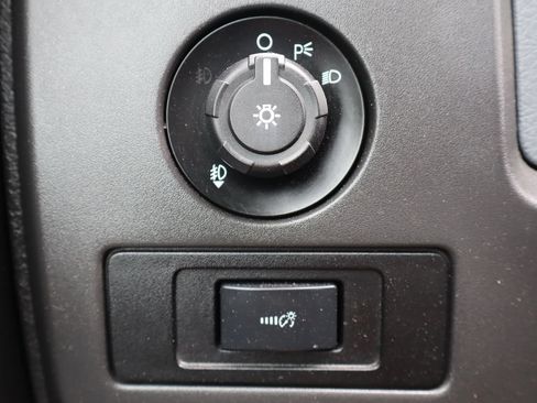 Used 2013 Ford F150 XL w/ Mid Equipment Group AWD/4WD image 22