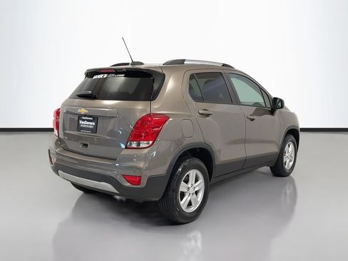 Used 2022 Chevrolet Trax LT w/ Driver Confidence Package AWD/4WD image 10