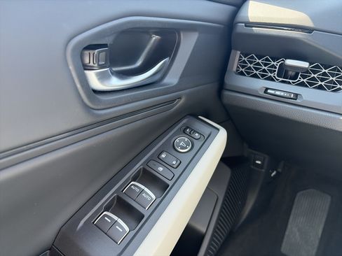 Certified 2023 Honda Accord EX image 25