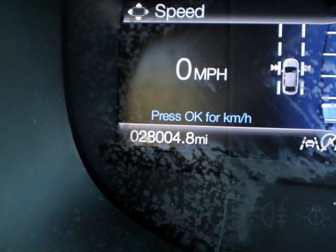 Used 2024 Ford Edge Titanium image 36