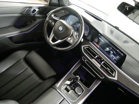 Used 2022 BMW X5 xDrive40i w/ Premium Package image 9