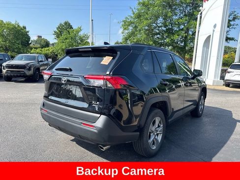 Certified 2025 Toyota RAV4 XLE w/ Convenience Package AWD/4WD image 8